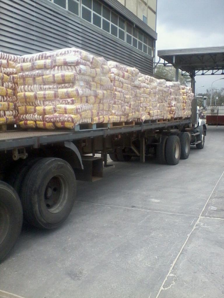 hljohan's tweet photo. Empresas adscritas al Minppal Los Andes; Diana; Sabilven ;Venalcasa; CDR Venezuela; revolución alimentaria del pueblo http://t.co/udLNq7gmDp