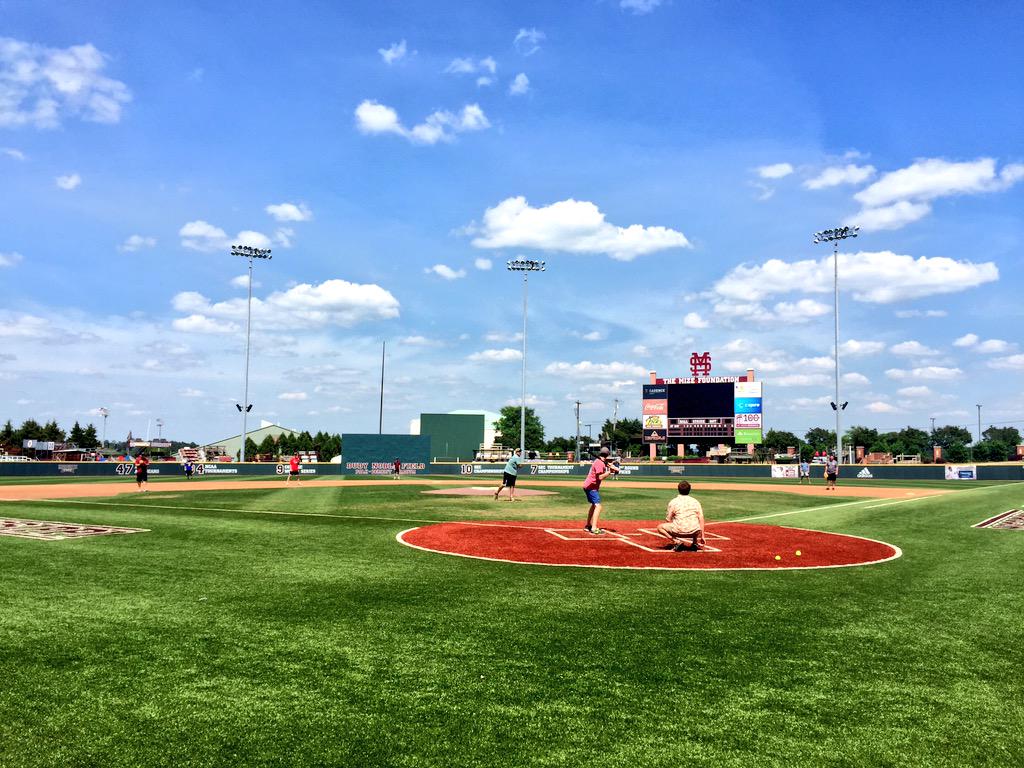 The two <a href="/MSU_IFC/">Morehead State IFC</a> chapters who had the best attendance at Greek Night are getting to play whiffle ball today at DNF.
