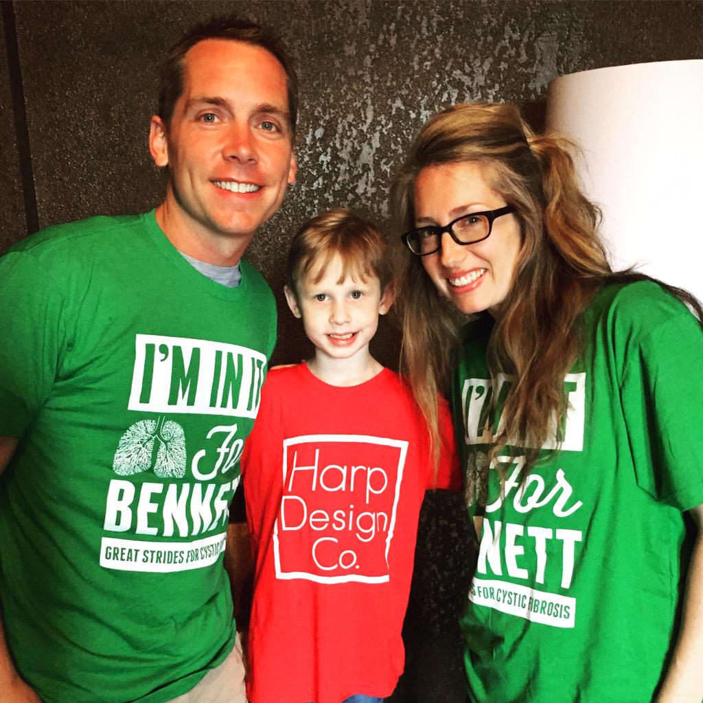 bennettsbrigade's tweet photo. .@HGTV's #FixerUpper @ClintHarp & Kelly support a cure for #CF! #InItForBennett @harpdesignco http://t.co/ejpYpDc6Wu http://t.co/rnhBDJkyni