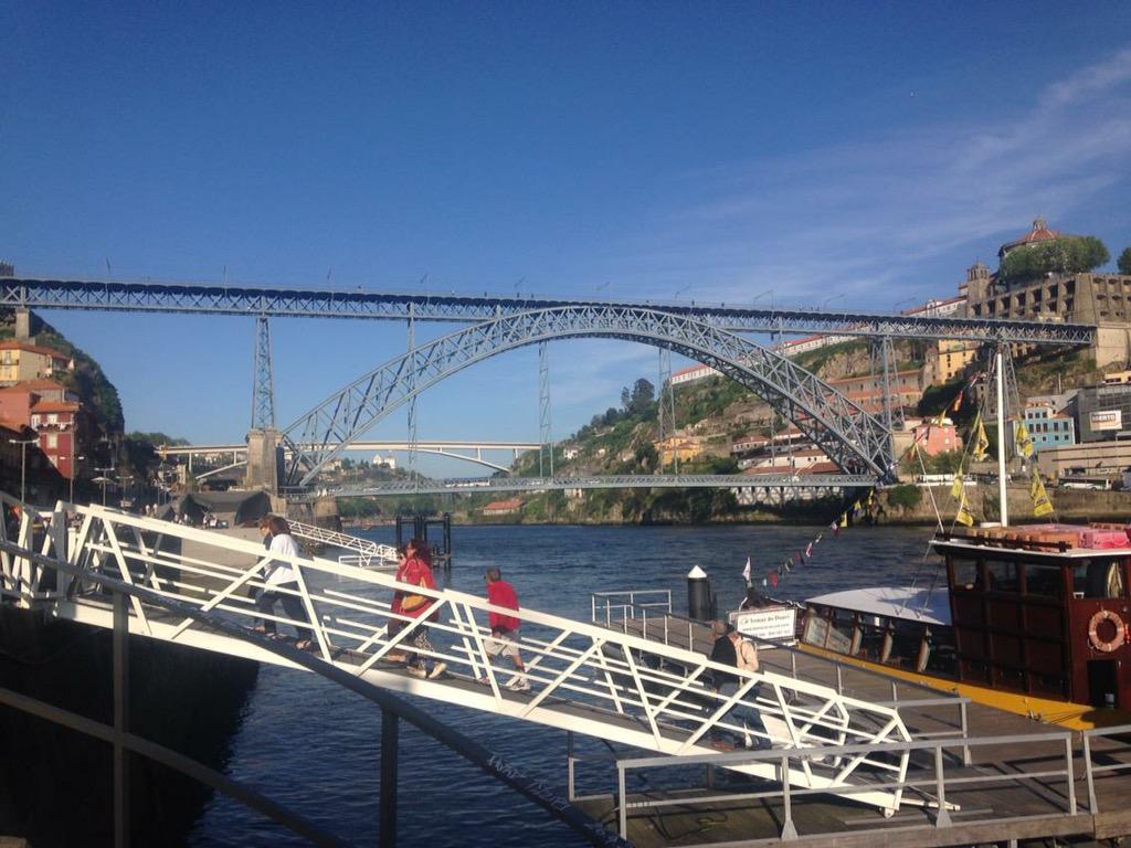 chloeseynave's tweet image. 1an, Portugal-Espagne🇪🇸 #2nde2