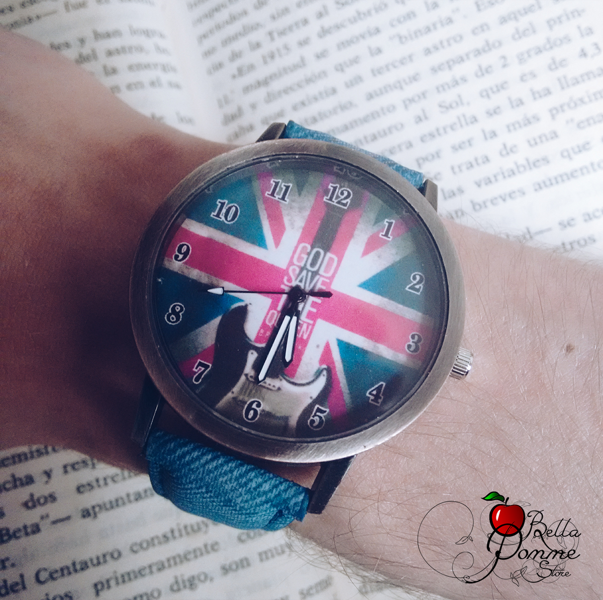 BellaPommeStore's tweet photo. Reloj Motivo London
Valor: $35.000
WhatsApp: 314 209 4221 http://t.co/JJSKVcyHdN