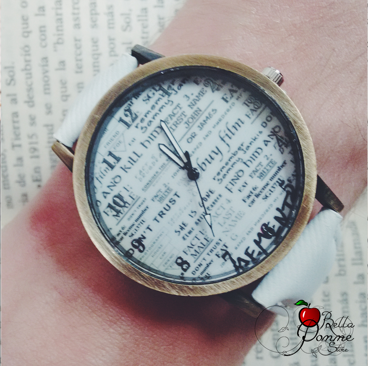 BellaPommeStore's tweet photo. Reloj Periódico Blanco
Valor: $35.000
WhatsApp: 314 209 4221 http://t.co/uw48OttJhn