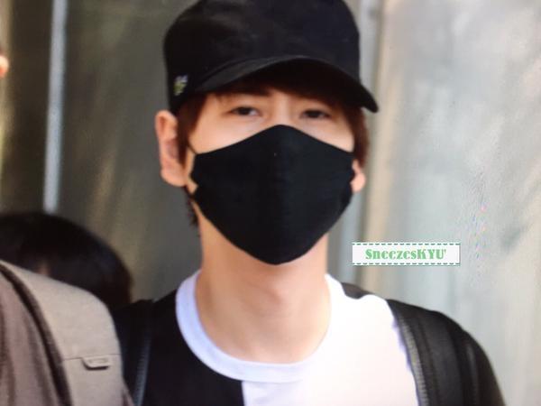 SUPERELFS06's tweet photo. 150504 Kyuhyun at Incheon airport from Jakarta [4P] (cr: SneezesKYU') http://t.co/iWZtYyWEMq