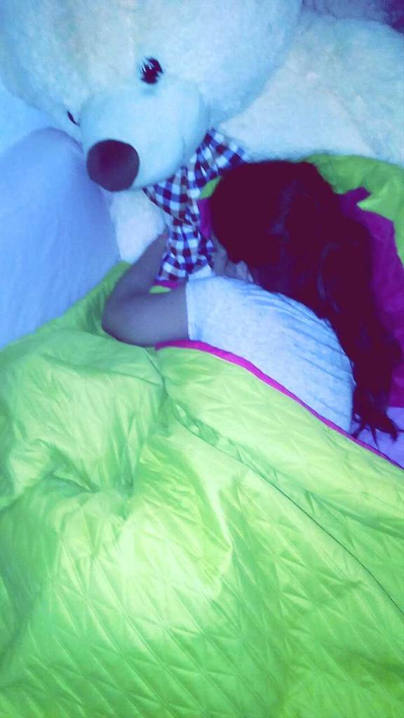 RubenF98's tweet photo. Buenas noches preciosa ,descansa jejeje te quiieroo http://t.co/0J9bxyDWsS