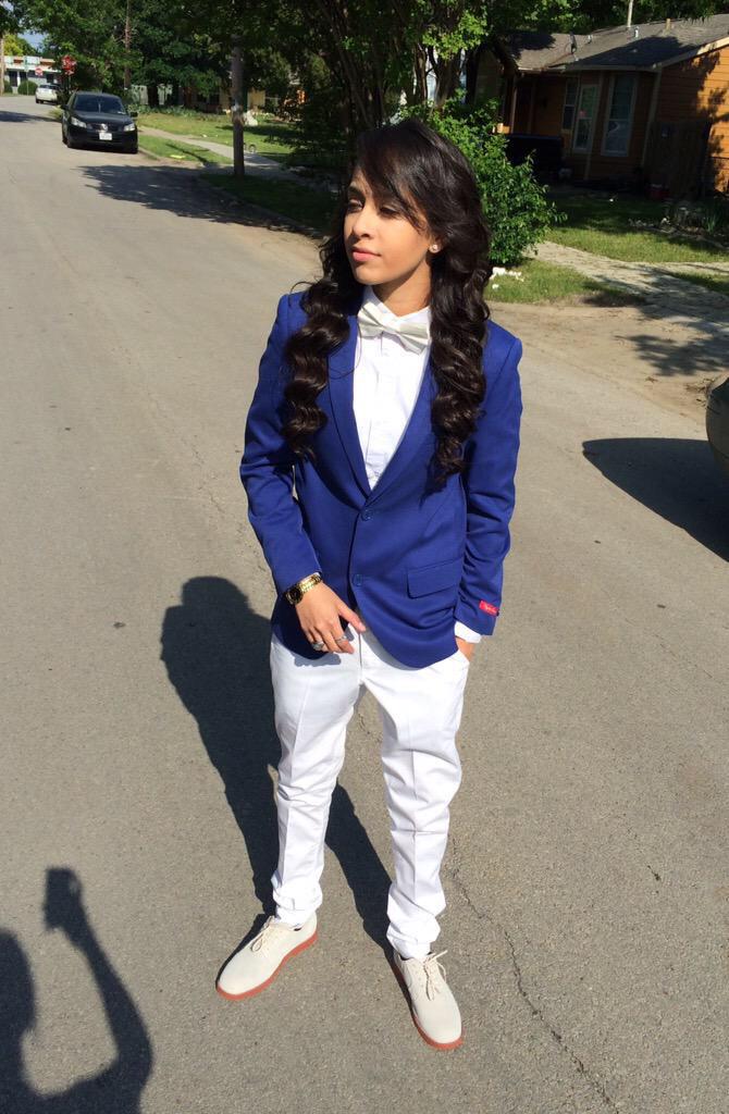 PromPics tweet picture