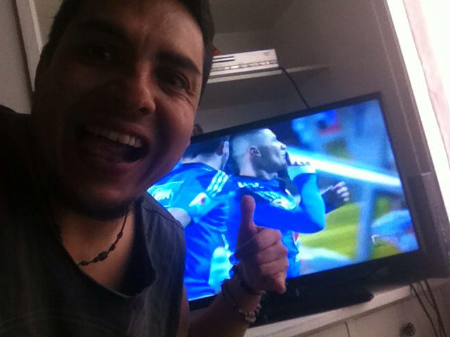 joralficho's tweet photo. @AlEstadioConRCN #RetoDeCabeza http://t.co/MG4hva21Hr