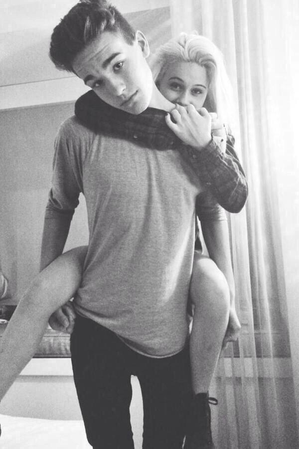 bindvrlove's tweet photo. IF YOU DON'T SHIP BEA AND JACOB YOU'RE LYING http://t.co/ixkho4yasZ