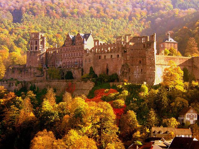 GermanXmasStore's tweet image. Castles to tickle the imagination!