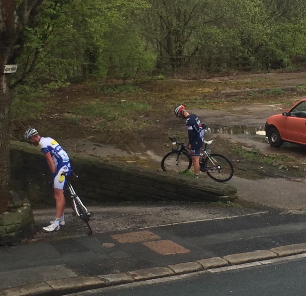 #TdY #TourDeYorkshire #weestop #holmfirth