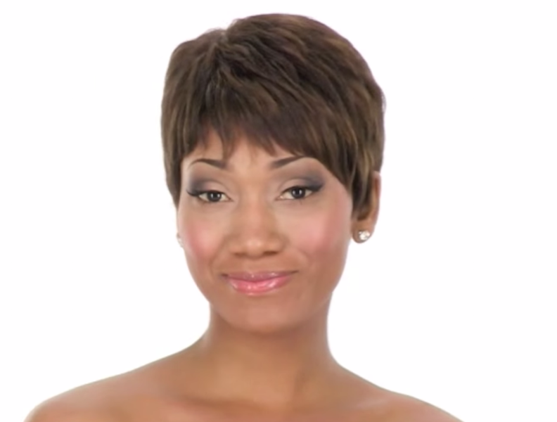 LUX_HAIR's tweet photo. Our #TexturedPixie will frame your face w/ light wispy bangs &amp; extra volume at the crown. http://t.co/fP4QFyYLV5 http://t.co/cPfV9QuHRL