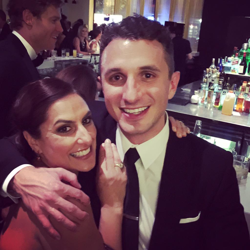 EndlessCider's tweet photo. #alittlehug #tvweeklogies #endlesscider @DanaeGoldsmith @Tommy_little @sashagoldsmith http://t.co/XEbumKCQ4o