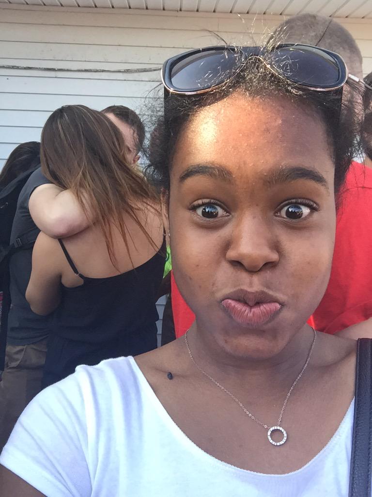 lex_know's tweet photo. My face looks crazy, I know, but from the look of things, she may not even have a face anymore 😂😭😂 #springfest2k15 http://t.co/lqsjoWLXVT