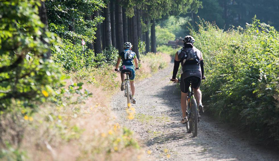 MTB_You_be's tweet photo. L'Ardennaise Sunparks Ardennen &amp; Lienne Cyclo 26 - 29/6 @SunparksArdenne - Cyclo &amp; MTB routes http://t.co/Y00Gbz4Xuf http://t.co/J10c1vFcRi