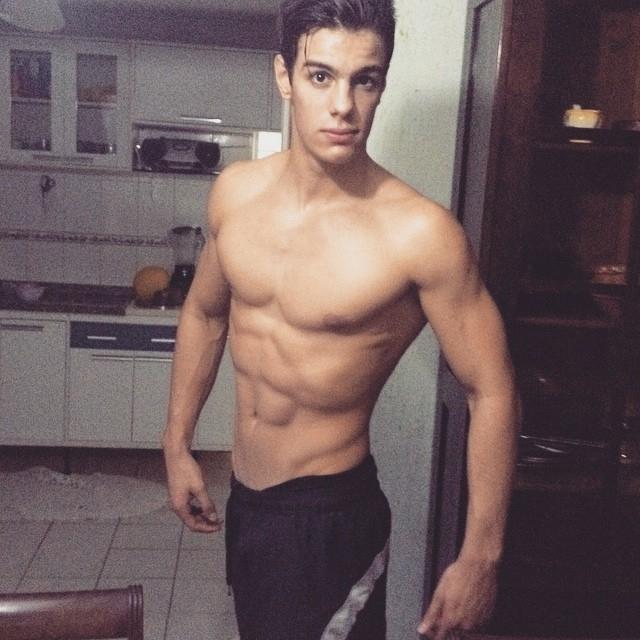 Eu shippo vc cmg #RolaOuEnrola