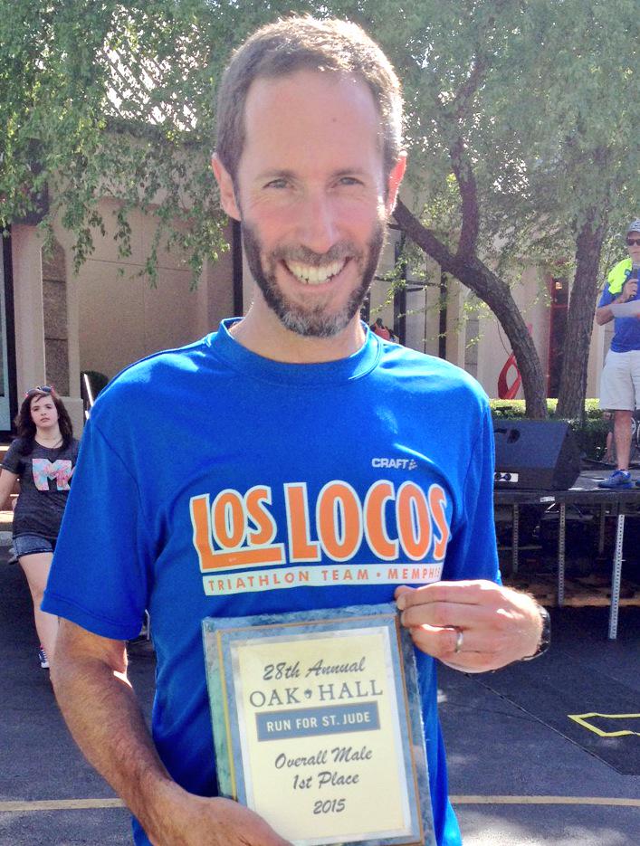 LosLocosRacing's tweet photo. Mark Temme takes the overall win at today's Oak Hall Run for @StJude great job Mark! #stjude #memrun  #LocosRun http://t.co/osof5dRENd