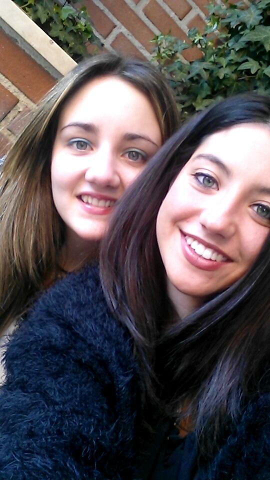 Noelia20garcia's tweet photo. Por personas como tú, el mundo es más bonito @lauraglugluglu  ♥♥♥ te quierooooo princess😍😍💋 http://t.co/ZTk4Lqn4A0