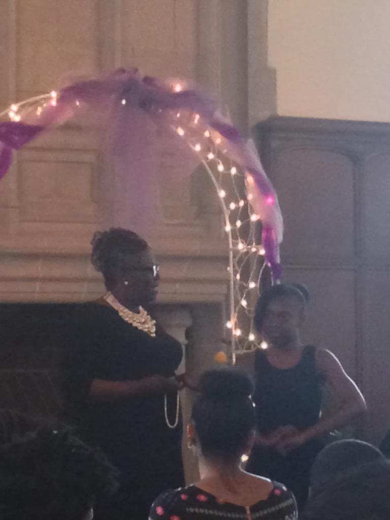 PhilliJaye's tweet image. @dawnrprice you are making a great difference in the lives of these wonderful young ladies #sophiaproject