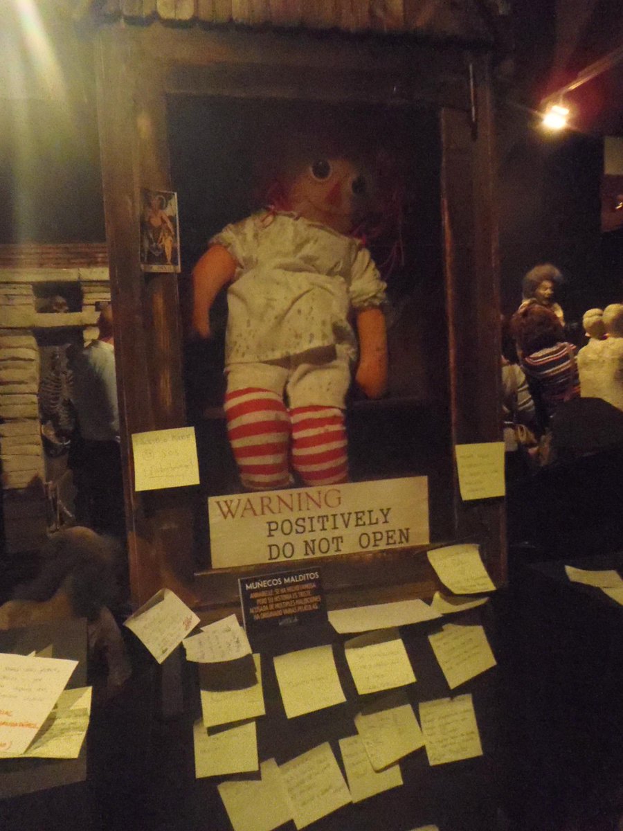 claratahoces's tweet photo. Notas para #Annabelle en #ExpoCuartoMilenio @navedelmisterio http://t.co/aT4DcBKJgT