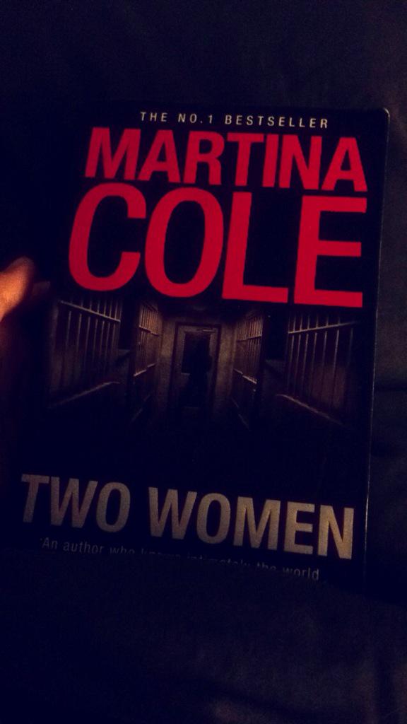 healthy_tania's tweet photo. My current read 👓 http://t.co/710Dkvj6tk