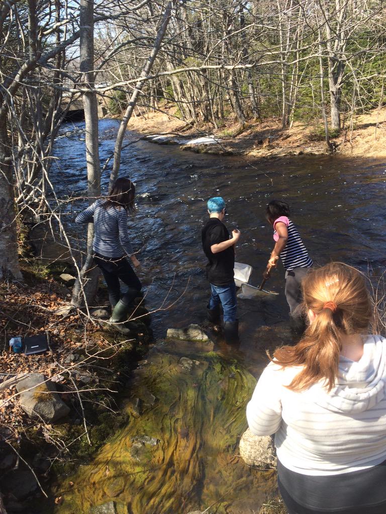 iCreateCB's tweet image. Wrapping up the iEngage weekend! kids enjoying an afternoon on the pond with Jessica MacSween!