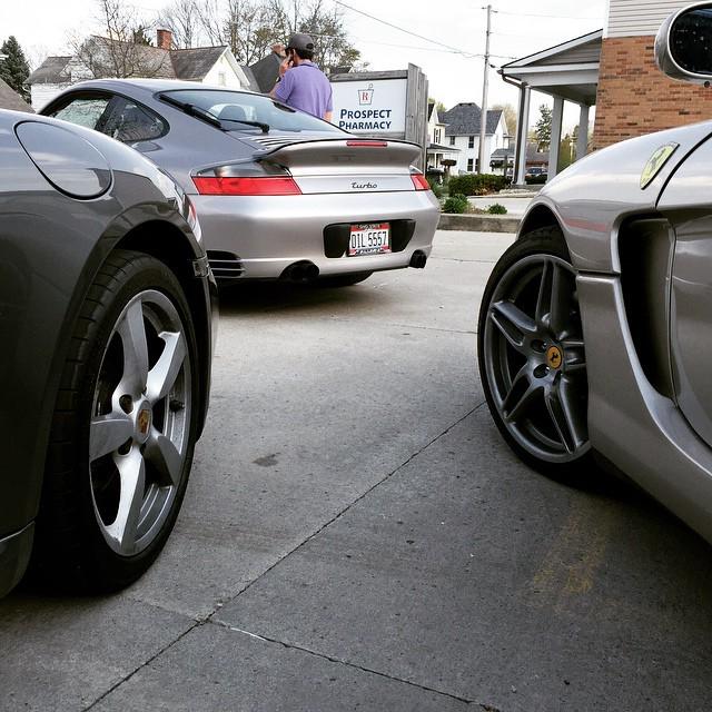 OnlyCarrera's tweet photo. Who knew Prospect was a nice place to turnaround. 👍🔥👍 ! #ferrari456m #ferrari456 #cbuscars #cbusexotics #blacklist… http://t.co/pd7I3gXrGJ