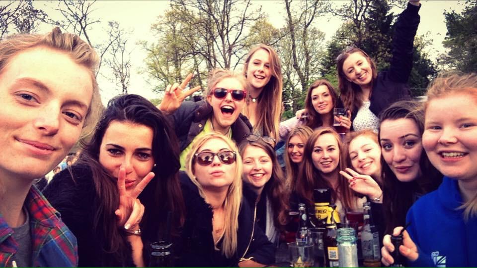 Jimmy_Jams_'s tweet photo. @luuwhc7s Suicide Sunday Sevens Style #alumniweekend2015 #custardsarmy http://t.co/eO5rRvTwGO