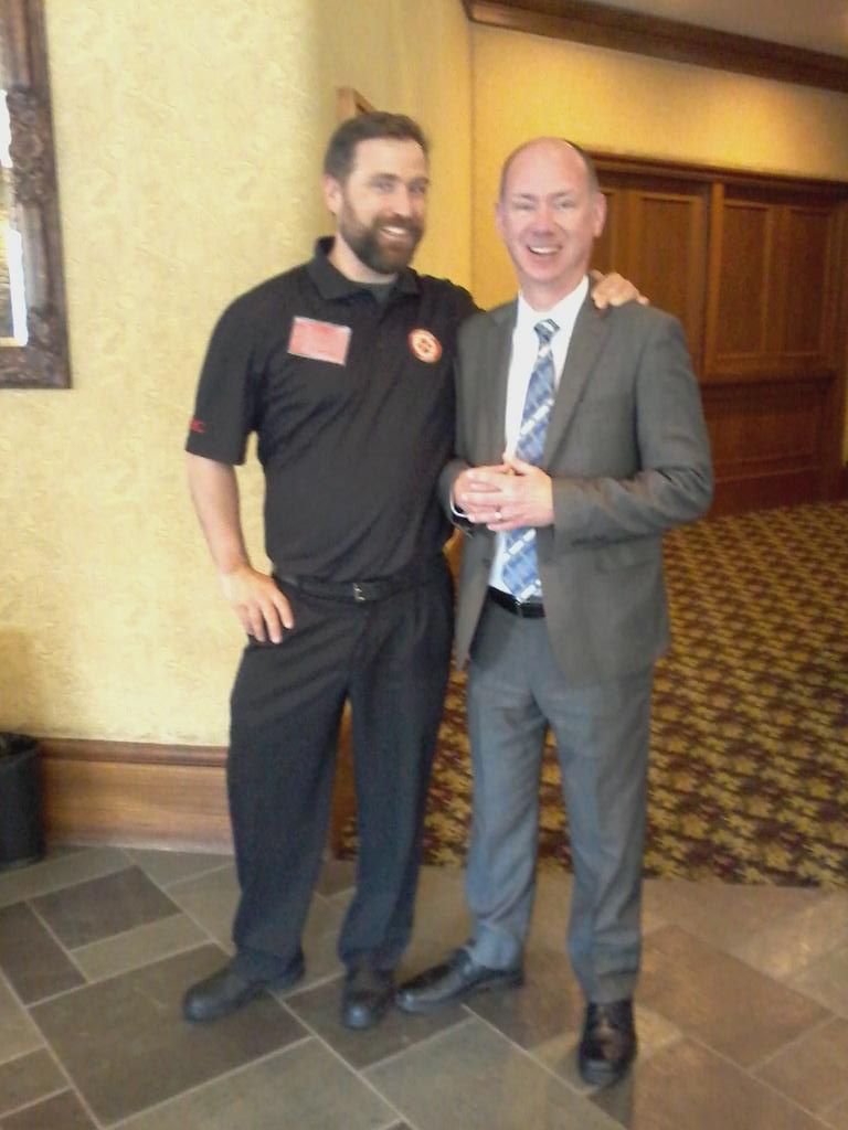 ElConciergeBC's tweet photo. All smiles at the 10th national Congress #lesclefsdor #fairmont #WhistlerLCD http://t.co/2KYVSutXuH
