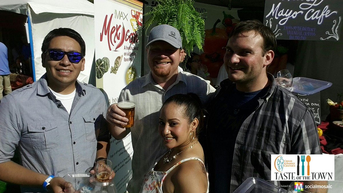 ChildFamilyCent's tweet photo. #ChildFamilyCenter has me #smiling for my #HelpaChildNow #selfie. #TasteoftheTown

Juiced by http://t.co/4gio33cI92 http://t.co/48QrGaACK6