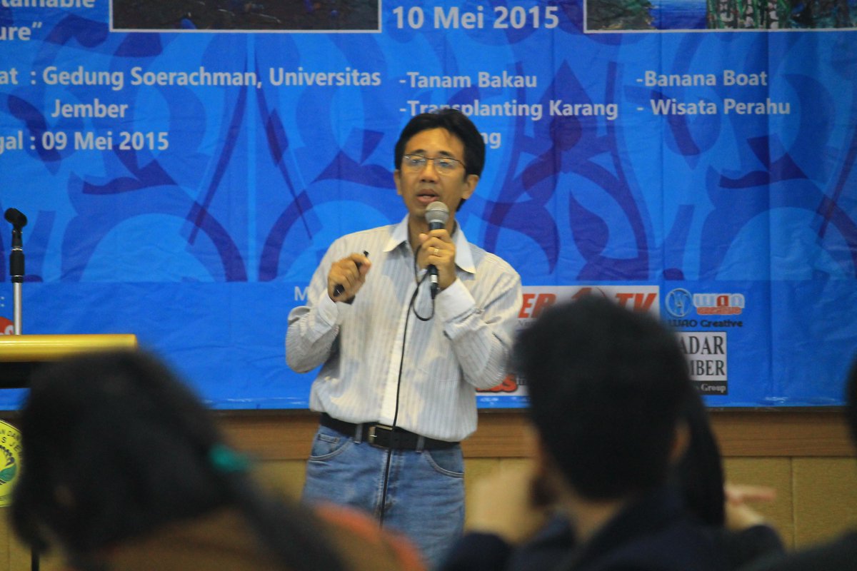 #1 Pelatihan Sumur Resapan - Super Hero Lingkungan 3 ---> Next even "Seminar Nasional" 9 Mei 2015.