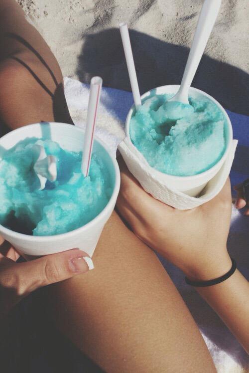 dailyparadisee's tweet photo. so desperate for a beach day🌞🌊🌴 http://t.co/4QcWtjeN64