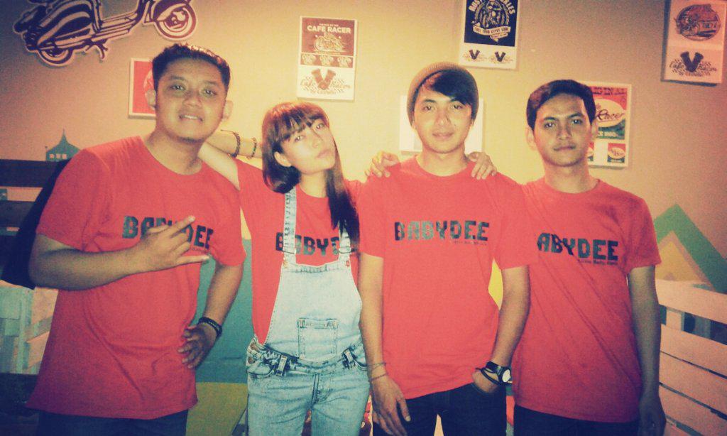 Hallo selamat pagi .. pamer foto boleh yaaa 😄✌👋