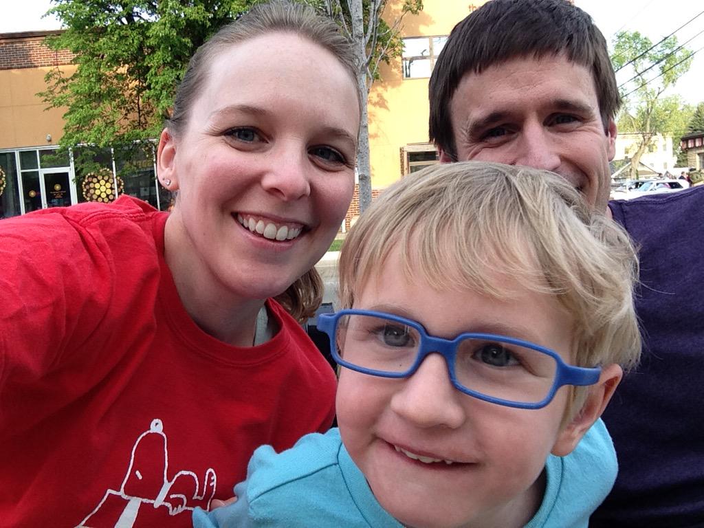 amandaroach's tweet photo. No better way to end the weekend than with @moosebtown. #icecreamselfie http://t.co/QPWPB5G0MI
