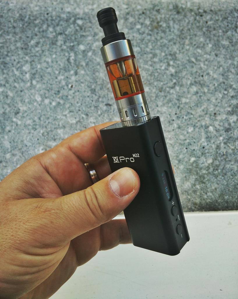 EgFoxDesign's tweet photo. #SmokM22 😉 #SubtankNano 🙌 😜
#ecigs #Vape #EgFoxDesign #vapers http://t.co/KsctzZ9dhb