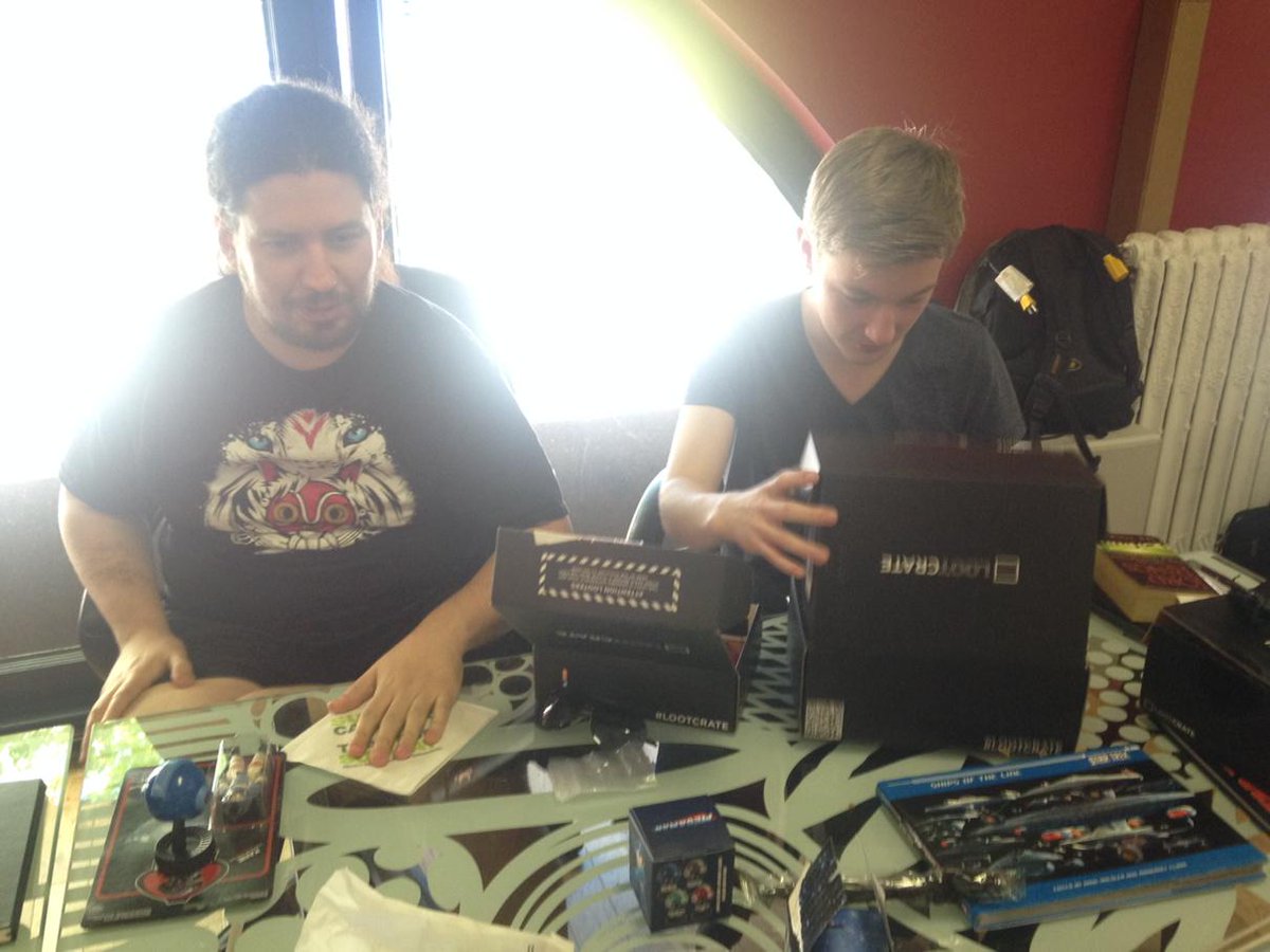 VanCG_GB's tweet photo. @lootcrate for all! Opening some LootCrate boxes at the Galactic Battles meeting at the @thenetworkhub #GalacticVan http://t.co/r9MQZRvVQo