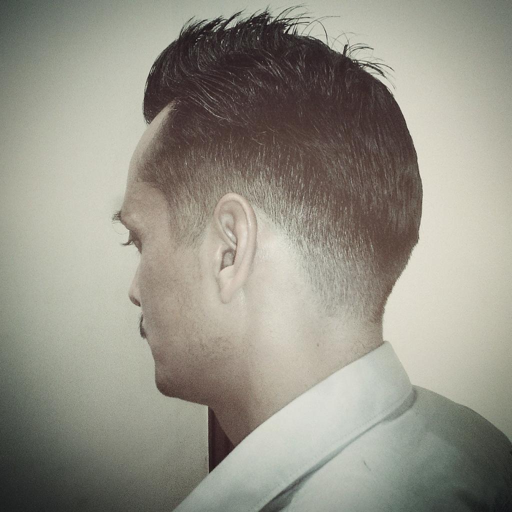 Follow on IG : BARBEROCKSHOP