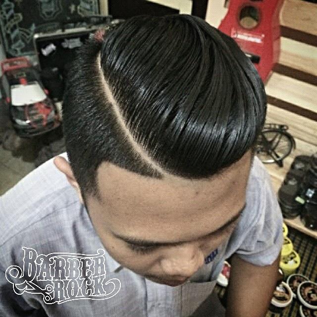 Follow on IG : BARBEROCKSHOP