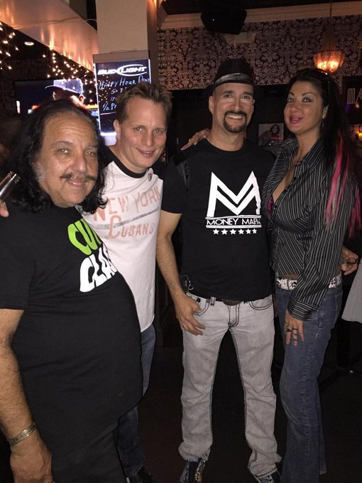 How cute @RealRonJeremy @AdamComedian @MrWizardBlaine http://t.co/JlEXJpyzEV<a class="tags" href="/tag/realronjeremy">@realronjeremy</a><a class="tags" target="_blank" title="On Twitter" href="/?out=eyJ0eXAiOiJKV1QiLCJhbGciOiJIUzUxMiJ9.eyJpYXQiOjE3MjMwNDEzMDUsImlzcyI6InR3cG9ybnN0YXJzLmNvbSIsIm5iZiI6MTcyMzA0MTMwNSwiZXhwIjoxNzU0NTc3MzA1LCJyZWRpcmVjdF91cmwiOiJodHRwczovL3R3aXR0ZXIuY29tL0FkYW1Db21lZGlhbiJ9.wBzuNWku3aBSXgN-gCnp-GjuXiEGhY7cE3NPTx81eiHoC9FVFNJrLOx9NIebeIlP3lK_PubzQcwNknN9RmzhwQ">@AdamComedian</a><a class="tags" target="_blank" title="On Twitter" href="/?out=eyJ0eXAiOiJKV1QiLCJhbGciOiJIUzUxMiJ9.eyJpYXQiOjE3MjMwNDEzMDUsImlzcyI6InR3cG9ybnN0YXJzLmNvbSIsIm5iZiI6MTcyMzA0MTMwNSwiZXhwIjoxNzU0NTc3MzA1LCJyZWRpcmVjdF91cmwiOiJodHRwczovL3R3aXR0ZXIuY29tL01yV2l6YXJkQmxhaW5lIn0.xr300Dlw7FWo6yJHiF42Etq0-NRICVXe1XgCG74tzQ45kcefxQZWcJONB1NWc5ngVZop06USZUZxGVRrJZ05yA">@MrWizardBlaine</a><a href="/tag/tbt"class="tags"><span>#tbt</span></a>