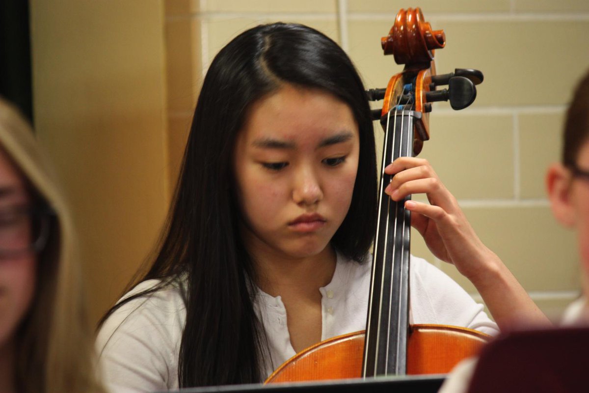 SHAhamden's tweet photo. #springconcert2015 http://t.co/ojKFaNISH2