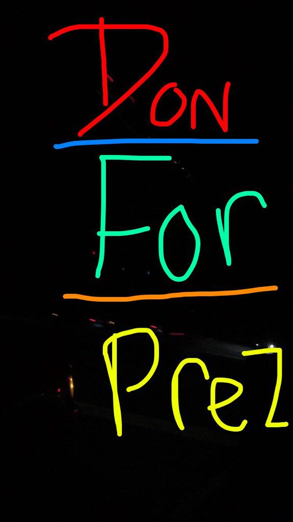 donovangregory7's tweet photo. #donforprez 😎 http://t.co/HUg5OjR73L