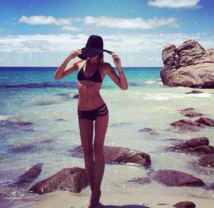 Sa_Ryyyy's tweet photo. こぉーんなスタイルになりたい😳😳😳もおすぐ夏やし🌴✨ http://t.co/I8WSmcL8CX