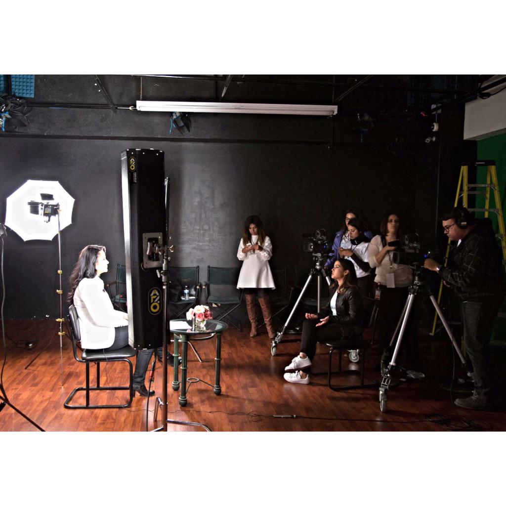 makeawishtj's tweet photo. El equipo de #MakeAWishProject en la entrevista de @lydiacachosi ✨ http://t.co/0oRAH4gnNQ