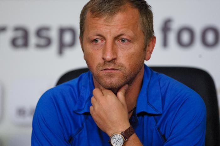 FCTIRASPOL's tweet photo. Лилиан Попеску: "Постараемся реабилитироваться в глазах наших болельщиков"
http://t.co/wFssH2uDL9 http://t.co/sabJrsoRuf