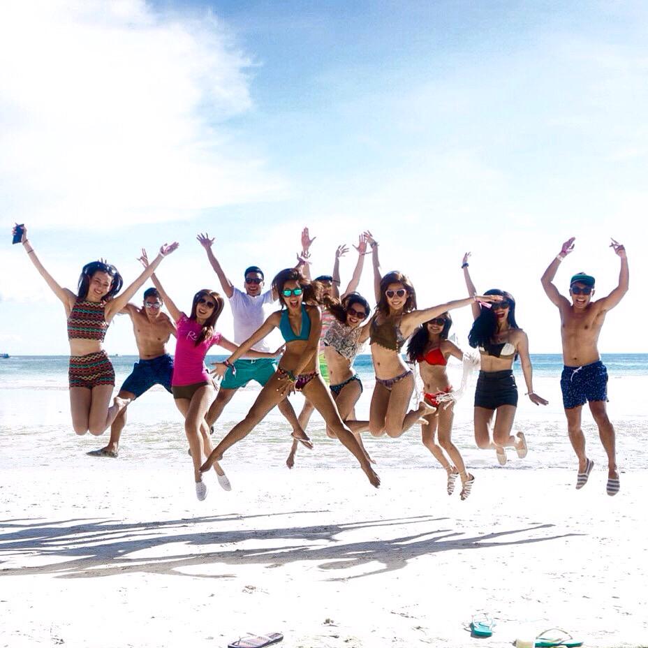 SMARTPromos's tweet photo. That concludes our #SmartLiveAllOut here in Boracay! See you next year for another unforgettable #SmartSummer! 🙌 http://t.co/4OGhul18Zs