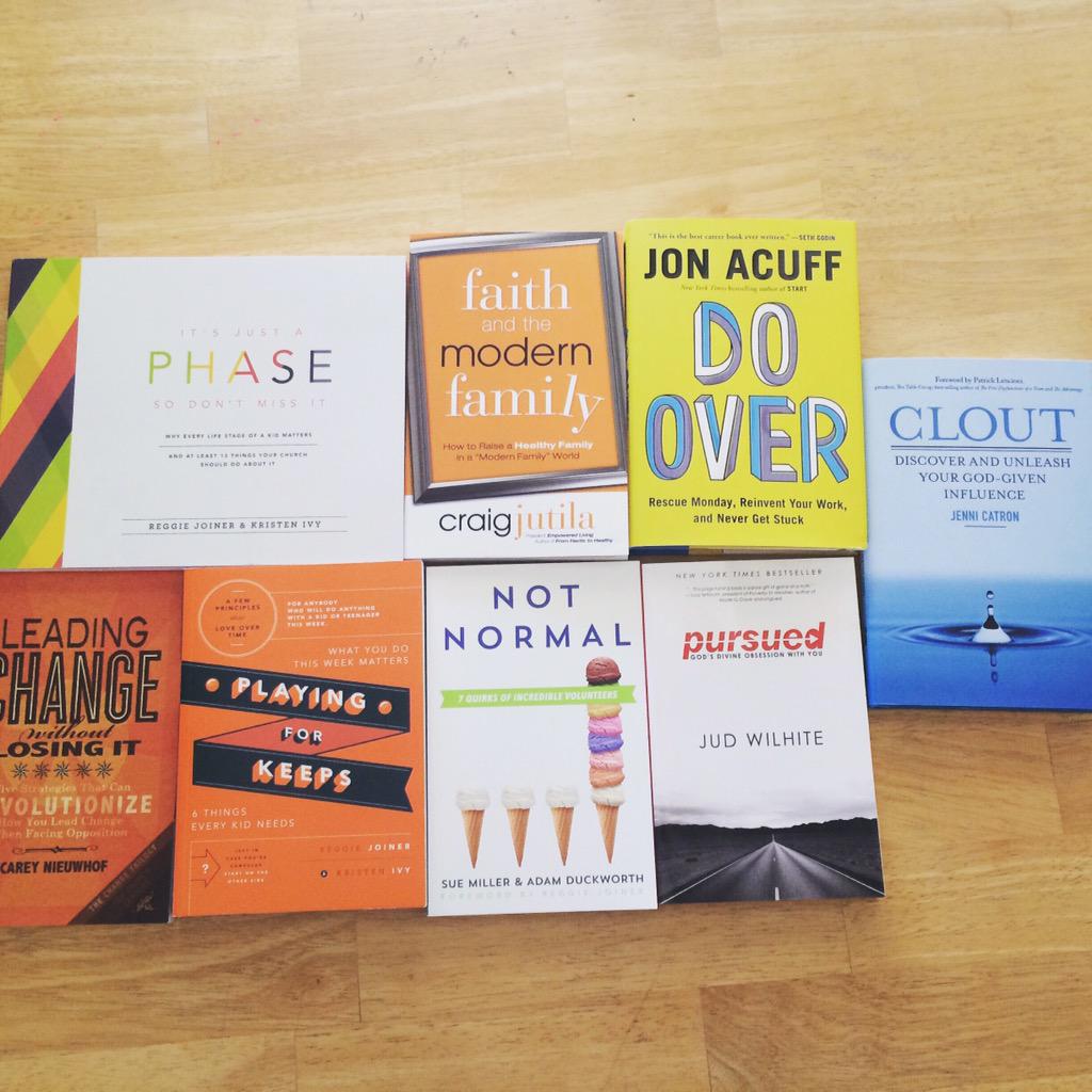 KMZOOK's tweet photo. "Leaders become ineffective when they fail to grow both their character and their competency."@cnieuwhof #OC15 #dream http://t.co/w3whP6epIN