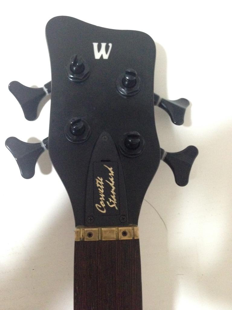 Jimi_Jaymes's tweet photo. @WarwickFramus New hardware came gotta take get the 18v preamp from a thumb put in and the black knobs and it's done http://t.co/b0GaWGozzw