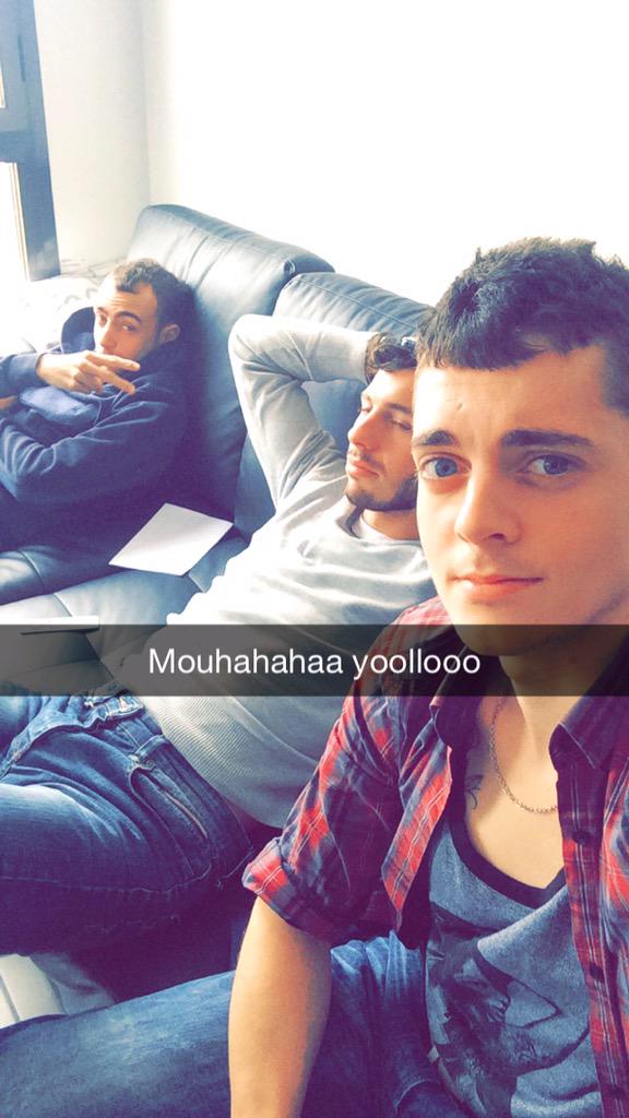 Issoutsecour's tweet photo. Petite soirée entre Bro' 😲 http://t.co/dW8pVW8zvo