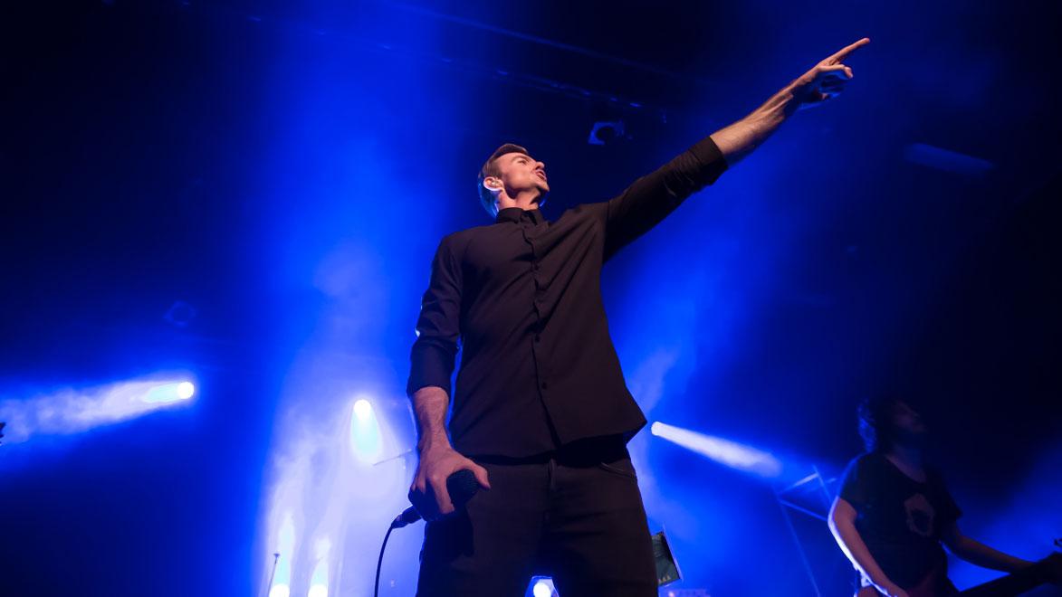 REVIEW + PICS: <a href="/karnivool/">Karnivool</a> &amp; <a href="/cairoknifefight/">cairoknifefight</a> hit the <a href="/Metro_Theatre/">Metro Theatre</a> and absolutely slayed  musicfeeds.com.au/gig/karnivool-…