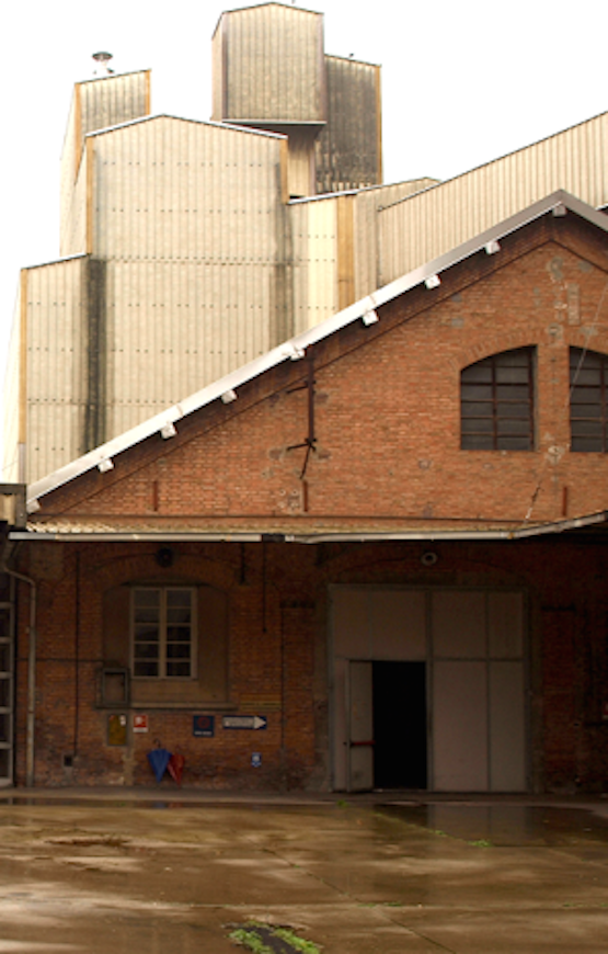 24emilia's tweet photo. #ReggioEmilia Riuso temporaneo all'ex mangimificio Caffarri. Il progetto di Officine Urbane http://t.co/feWOhojv9U http://t.co/rivhKDV0rT