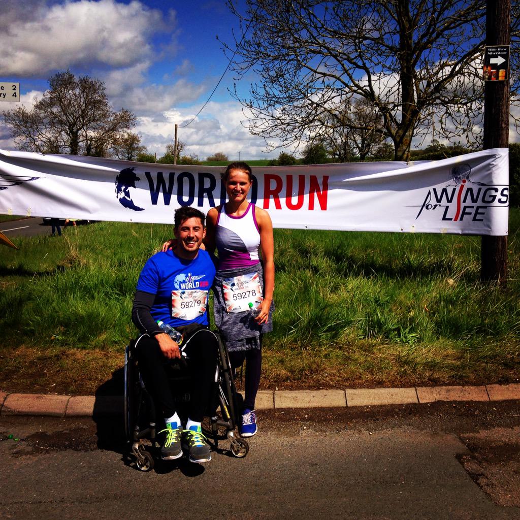 CharlottejamesX's tweet image. Finish line... #WingsForLifeWorldRun #spinalcordresearch #WingsForLife #silverstone