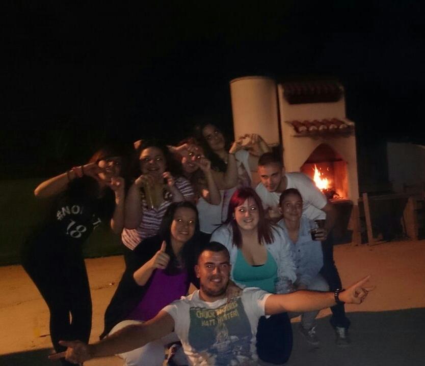 chinior5's tweet photo. Gran celebración de cumpleaños para una de mis niñas!!! http://t.co/FE2zdfISn0
